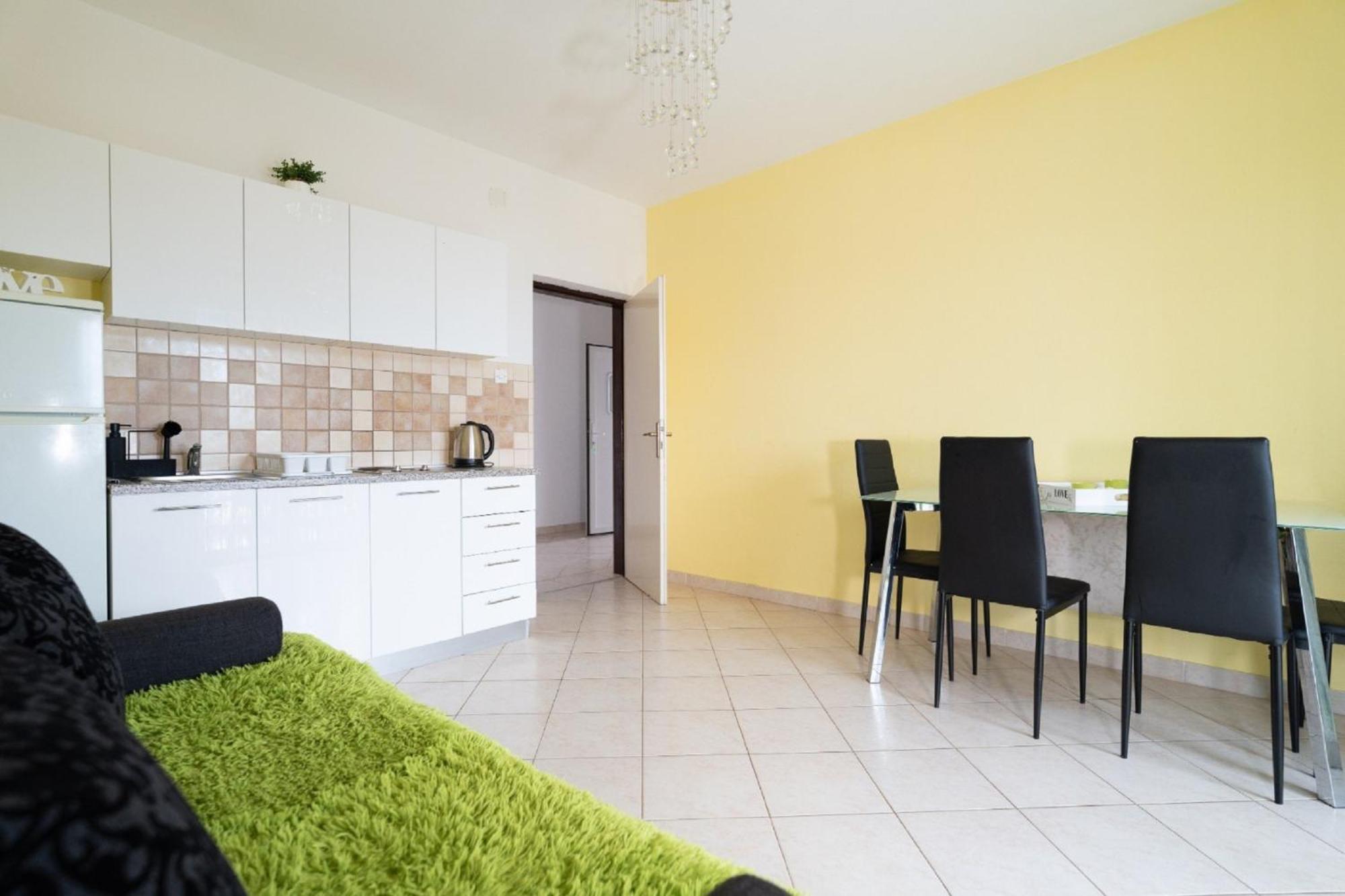Apartments Milic Gornji Karin Pokoj fotografie