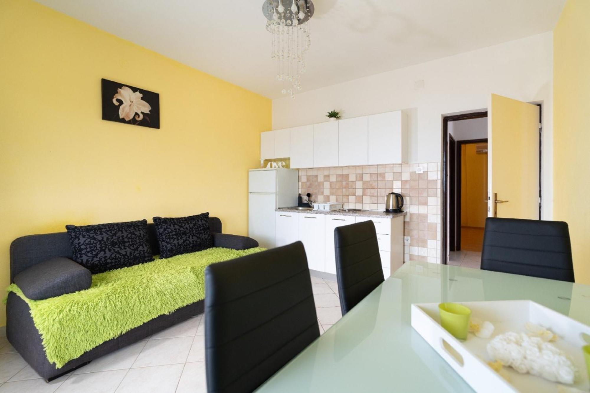 Apartments Milic Gornji Karin Pokoj fotografie