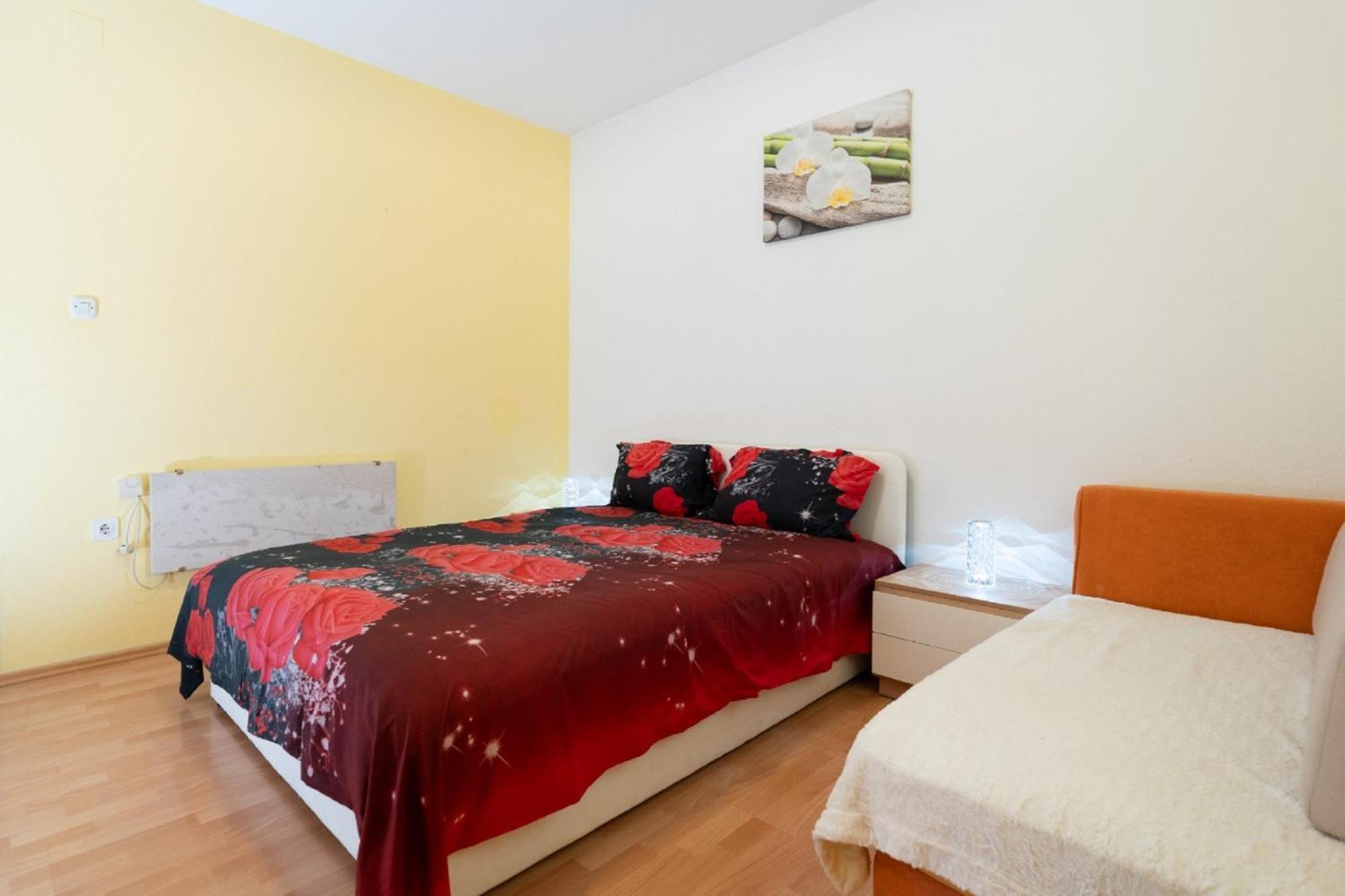 Apartments Milic Gornji Karin Pokoj fotografie